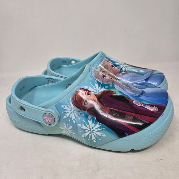 CROCS Disney Frozen II Clogs Girls J2 Ice Blue Slip On Shoes Iconic Comfort - Picture 2 of 10